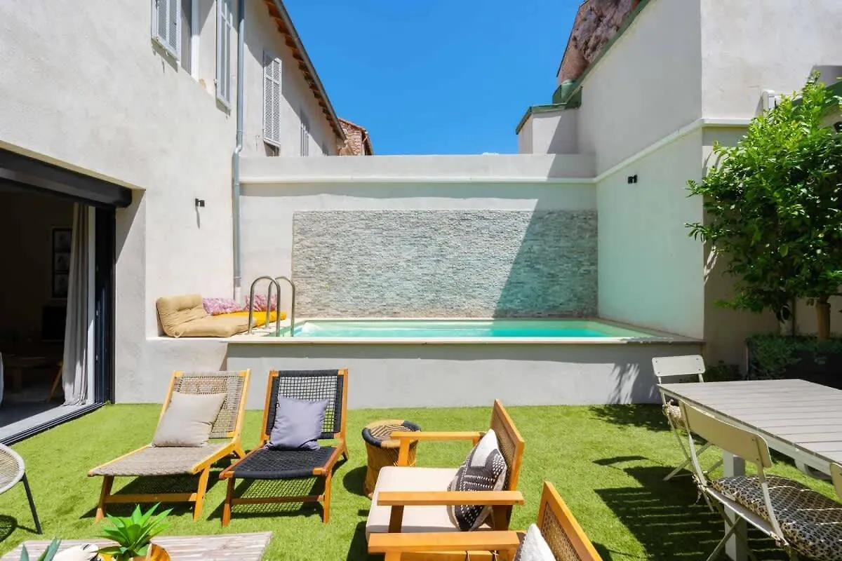 Dom wakacyjny Charming City Villa In The Heart Of Marsylia
